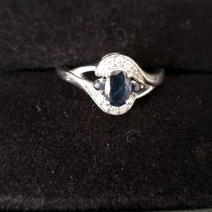 14kt white gold natural sapphire and diamond ring